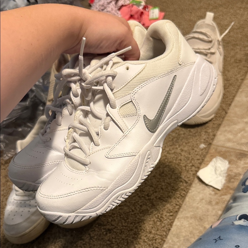Nike Women's White and Gray tennis Shoes